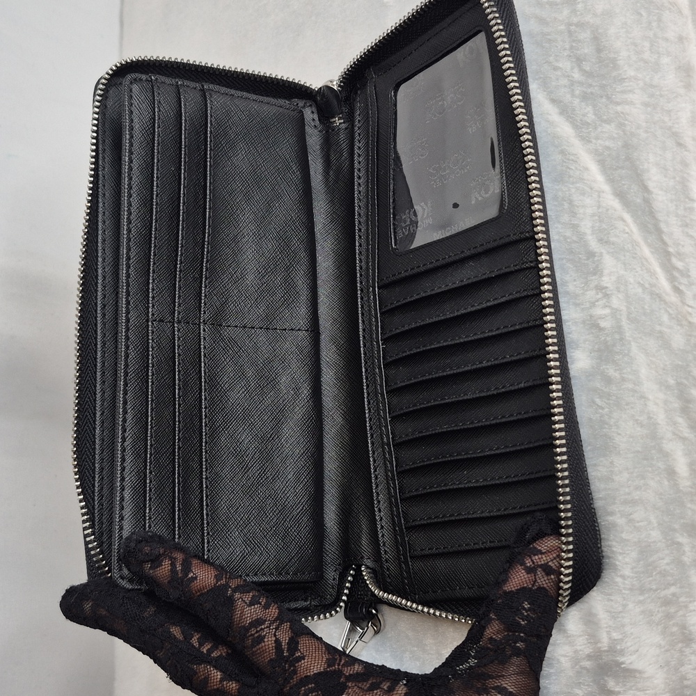 Jet Set Travel Large Signature Logo Continental Wallet - Picture 11 of 13